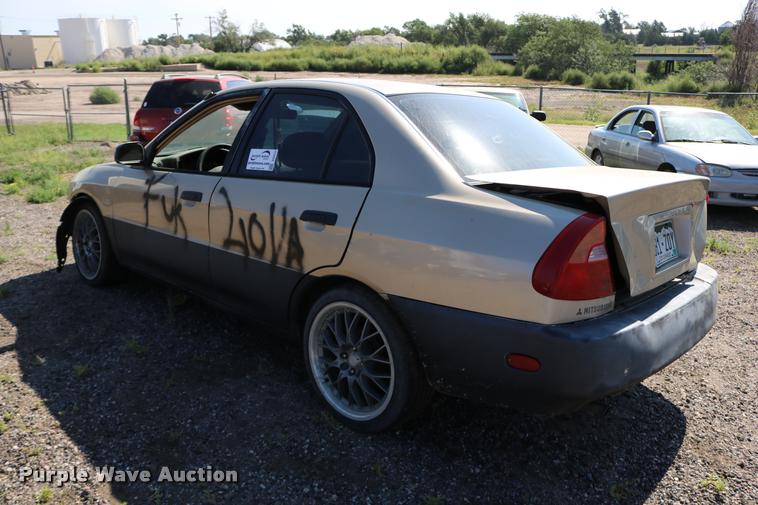 image for item DD0212 2000 Mitsubishi Mirage