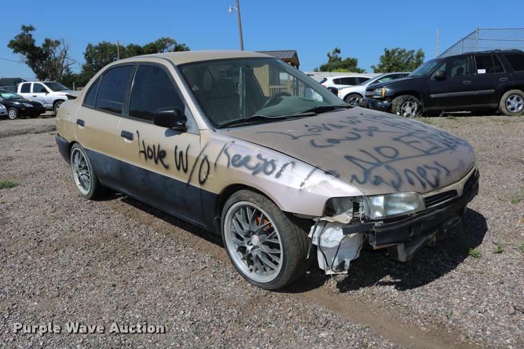 image for item DD0212 2000 Mitsubishi Mirage