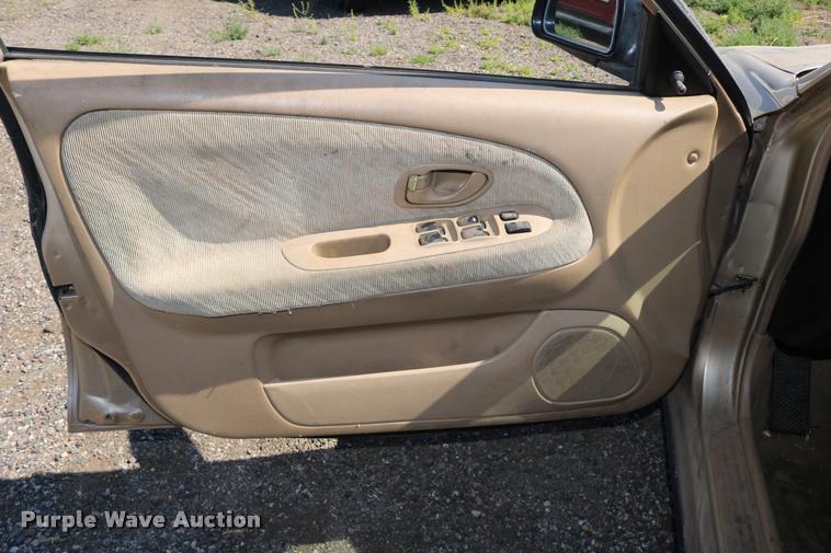 image for item DD0212 2000 Mitsubishi Mirage