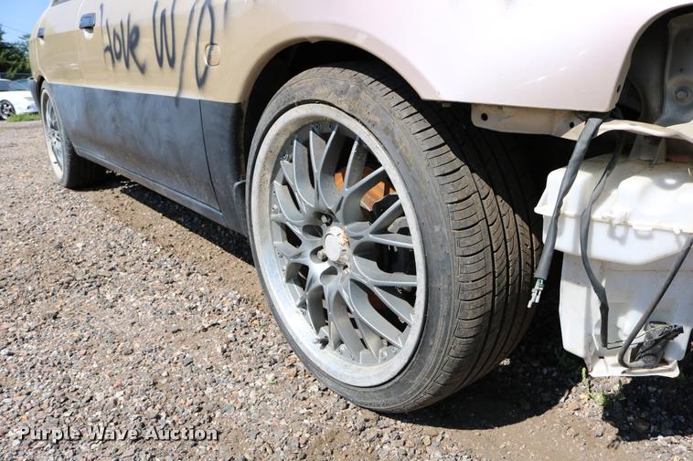 image for item DD0212 2000 Mitsubishi Mirage