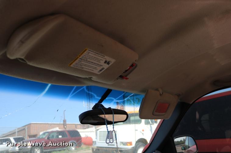 image for item DD0213 2003 Chevrolet Silverado 1500 pickup truck