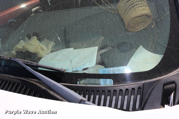 image for item DD0213 2003 Chevrolet Silverado 1500 pickup truck