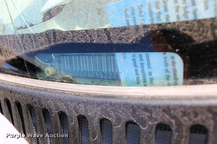 image for item DD0213 2003 Chevrolet Silverado 1500 pickup truck