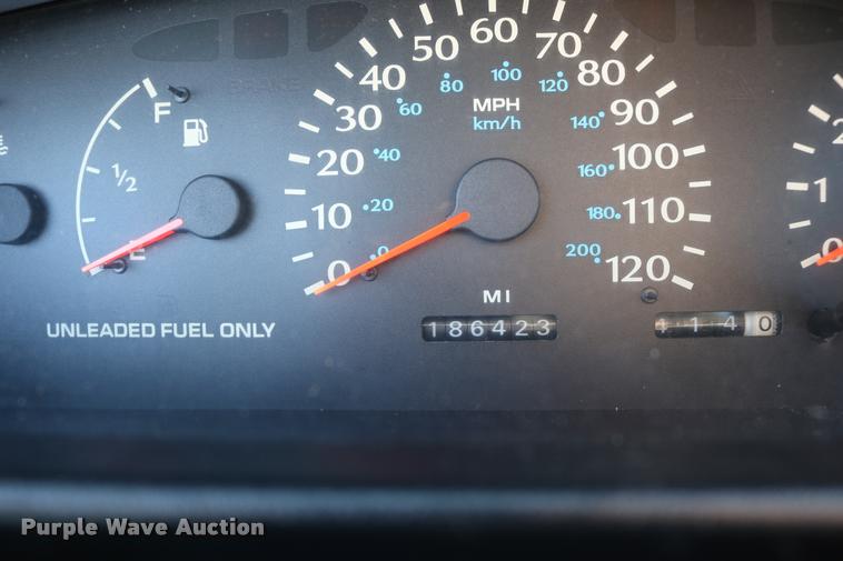 image for item DD0214 1998 Dodge Neon