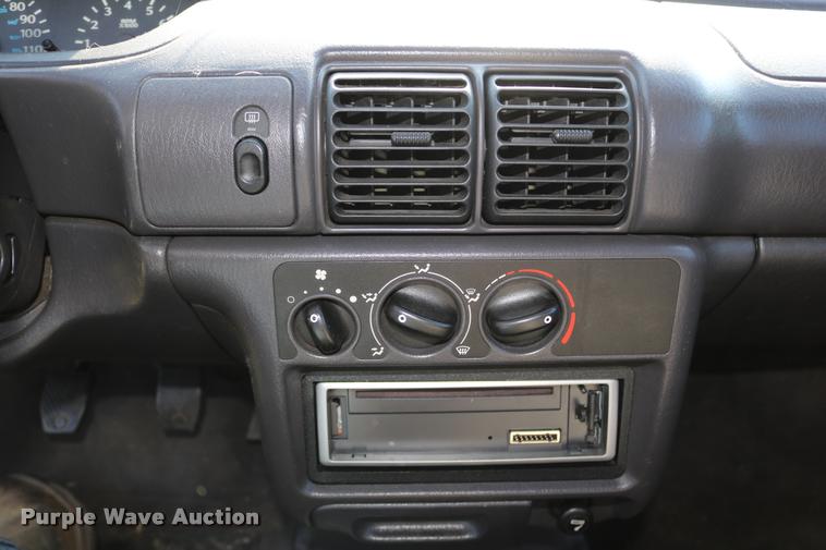 image for item DD0214 1998 Dodge Neon