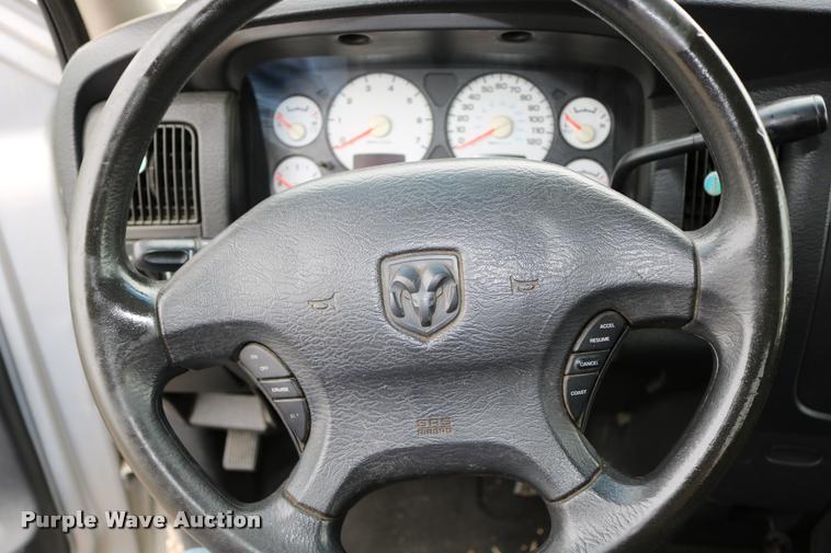 image for item DD0215 2003 Dodge Ram 1500 Quad Cab pickup truck
