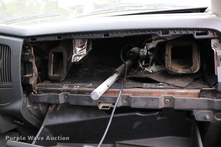 image for item DD0215 2003 Dodge Ram 1500 Quad Cab pickup truck