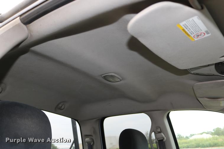 image for item DD0215 2003 Dodge Ram 1500 Quad Cab pickup truck