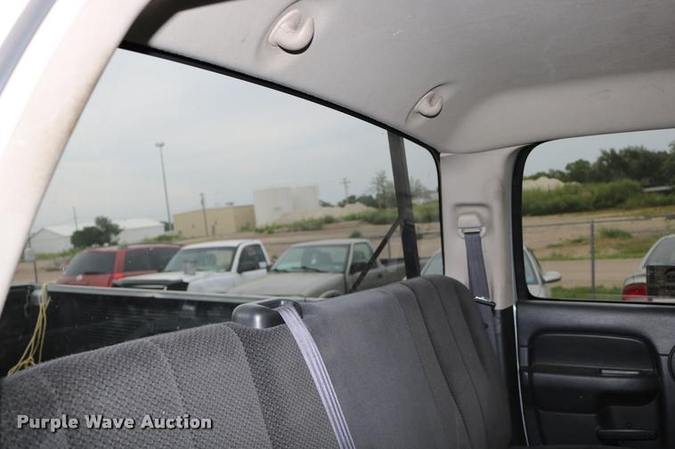 image for item DD0215 2003 Dodge Ram 1500 Quad Cab pickup truck