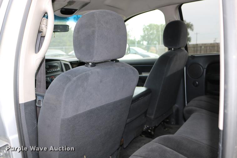 image for item DD0215 2003 Dodge Ram 1500 Quad Cab pickup truck