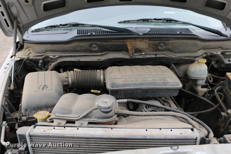 image for item DD0215 2003 Dodge Ram 1500 Quad Cab pickup truck