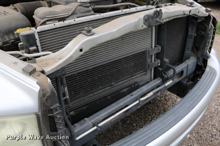 image for item DD0215 2003 Dodge Ram 1500 Quad Cab pickup truck