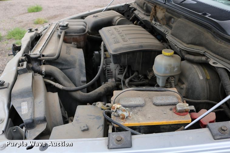 image for item DD0215 2003 Dodge Ram 1500 Quad Cab pickup truck