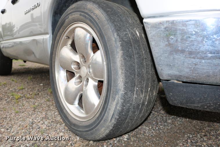 image for item DD0215 2003 Dodge Ram 1500 Quad Cab pickup truck