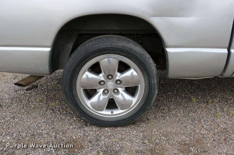 image for item DD0215 2003 Dodge Ram 1500 Quad Cab pickup truck