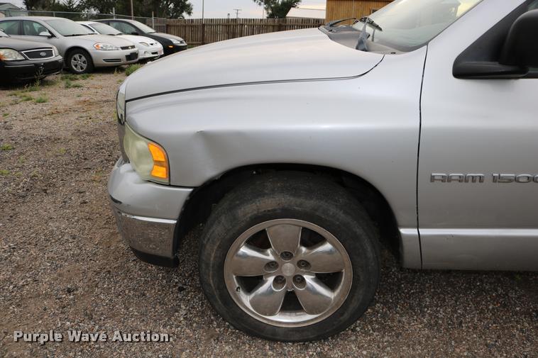 image for item DD0215 2003 Dodge Ram 1500 Quad Cab pickup truck