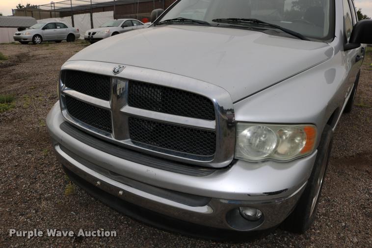 image for item DD0215 2003 Dodge Ram 1500 Quad Cab pickup truck