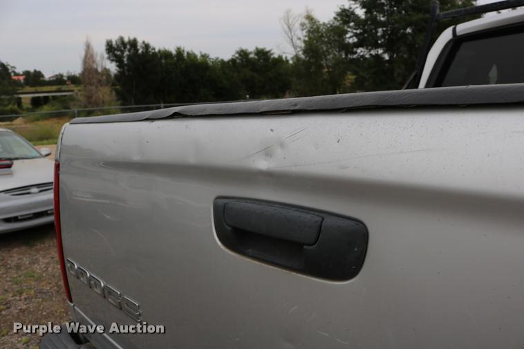 image for item DD0215 2003 Dodge Ram 1500 Quad Cab pickup truck