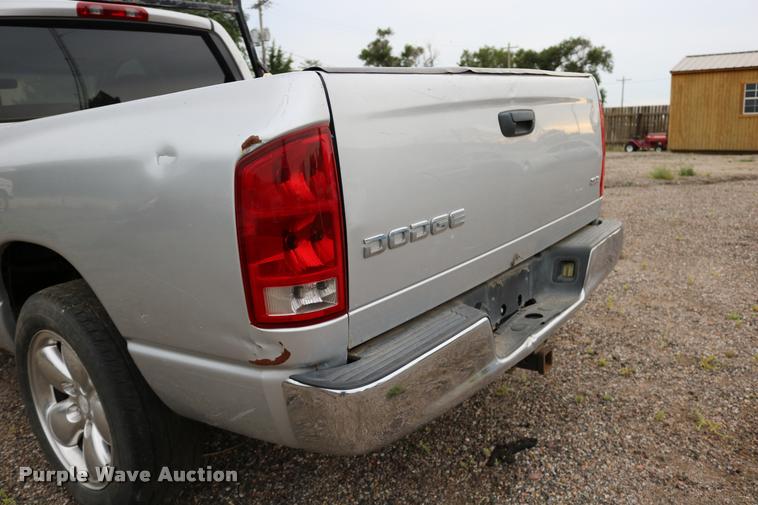 image for item DD0215 2003 Dodge Ram 1500 Quad Cab pickup truck