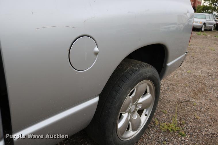 image for item DD0215 2003 Dodge Ram 1500 Quad Cab pickup truck