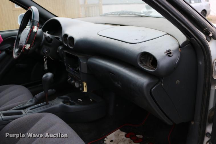 image for item DD0216 2001 Pontiac Sunfire