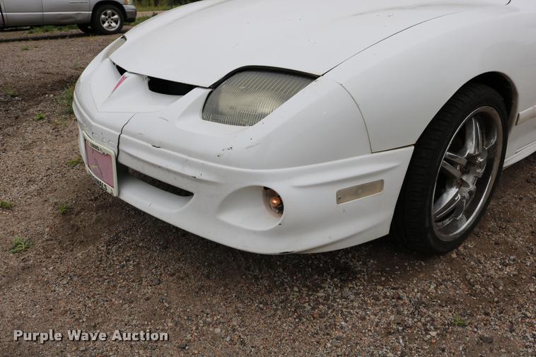 image for item DD0216 2001 Pontiac Sunfire