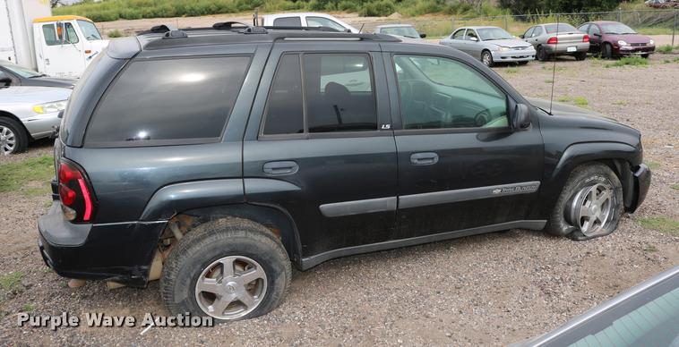 image for item DD0217 2004 Chevrolet TrailBlazer SUV