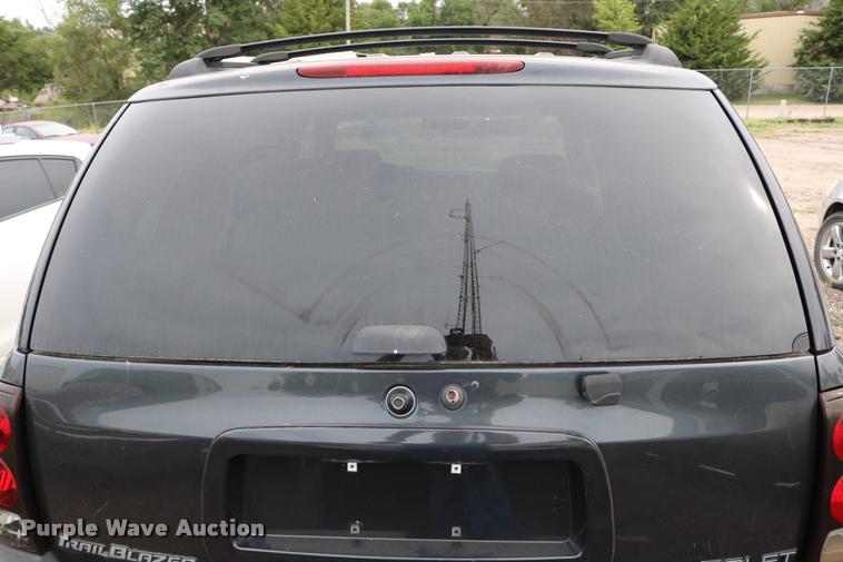 image for item DD0217 2004 Chevrolet TrailBlazer SUV