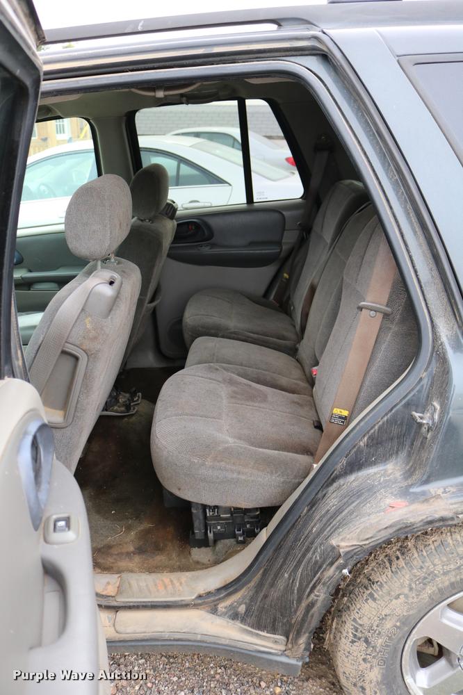 image for item DD0217 2004 Chevrolet TrailBlazer SUV