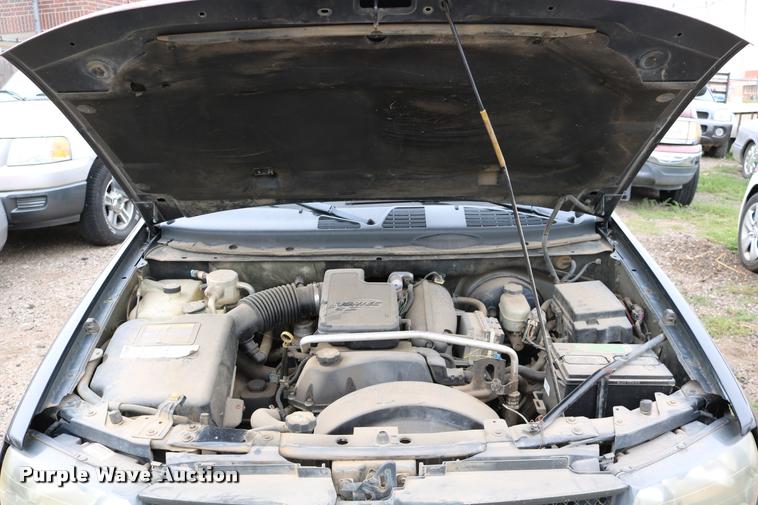 image for item DD0217 2004 Chevrolet TrailBlazer SUV