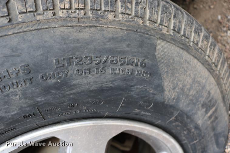 image for item DD0217 2004 Chevrolet TrailBlazer SUV