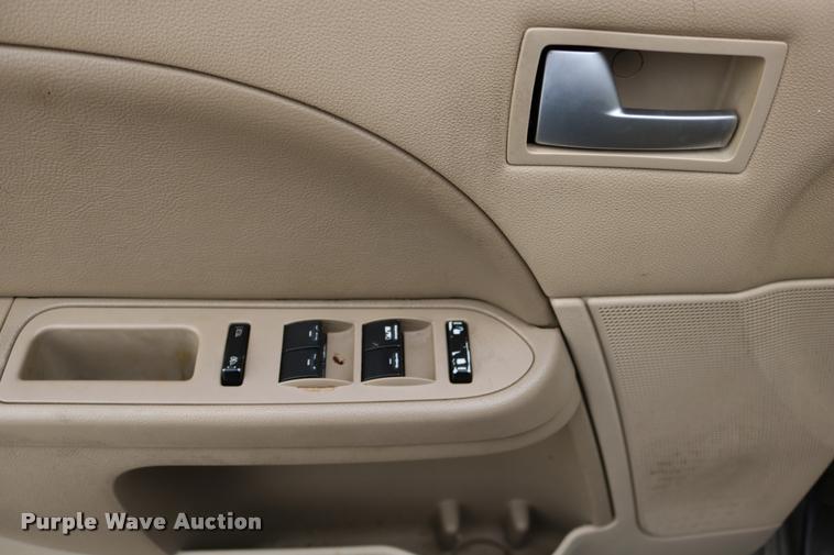 image for item DD0219 2005 Ford Five Hundred