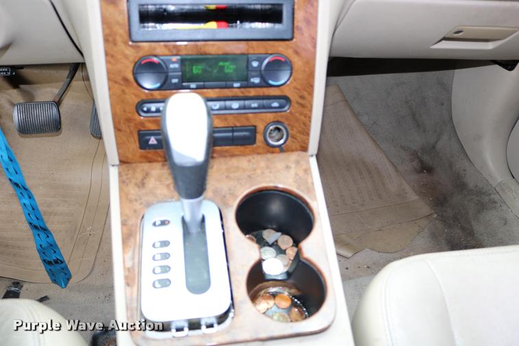 image for item DD0219 2005 Ford Five Hundred