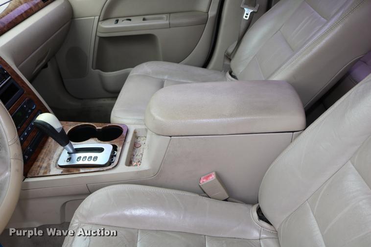 image for item DD0219 2005 Ford Five Hundred