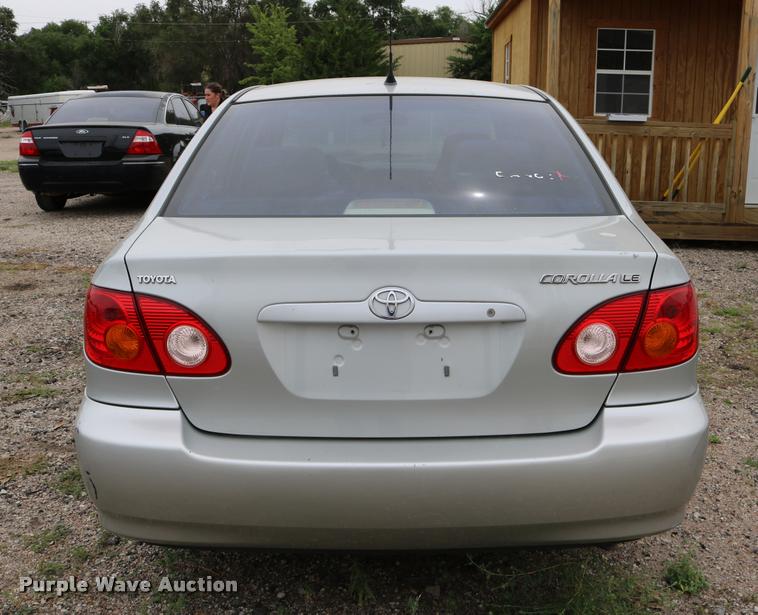 image for item DD0220 2004 Toyota Corolla
