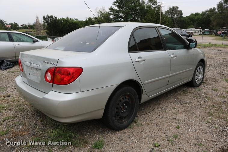 image for item DD0220 2004 Toyota Corolla