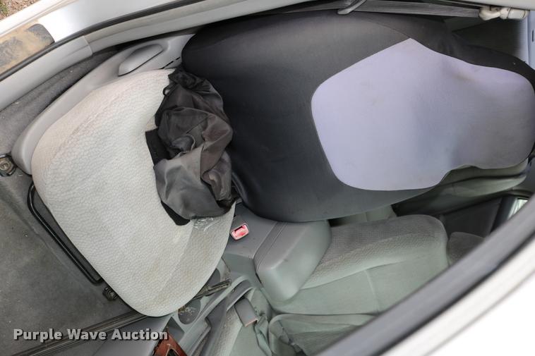 image for item DD0220 2004 Toyota Corolla