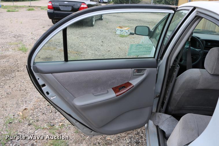 image for item DD0220 2004 Toyota Corolla