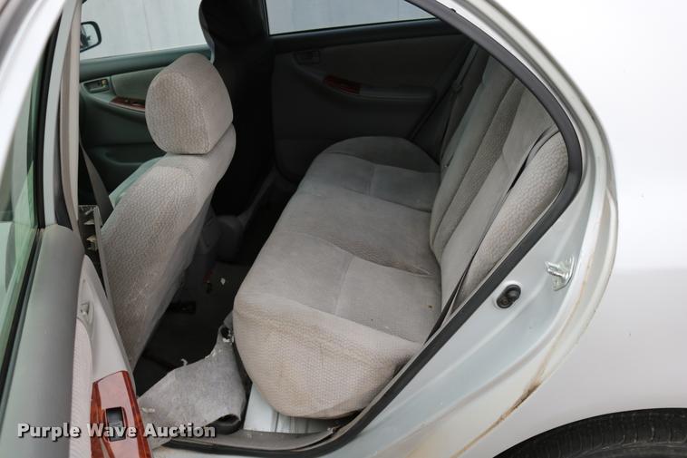 image for item DD0220 2004 Toyota Corolla