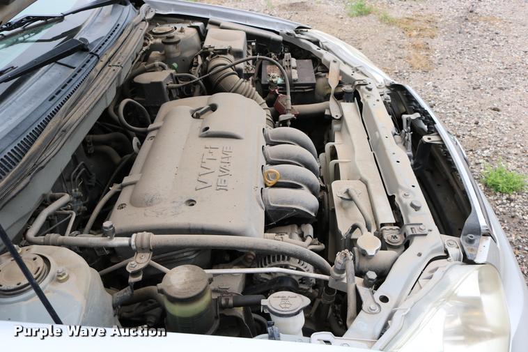 image for item DD0220 2004 Toyota Corolla