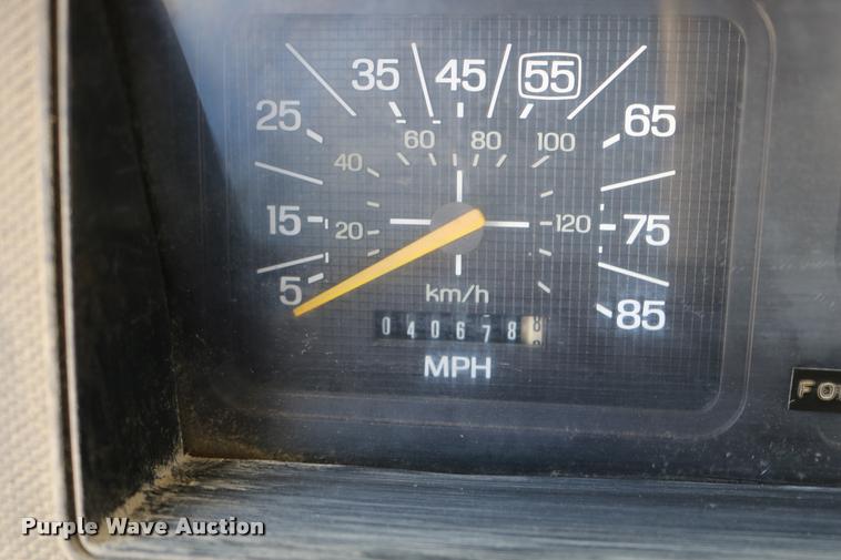 image for item DD0226 1985 Ford F600 bucket truck