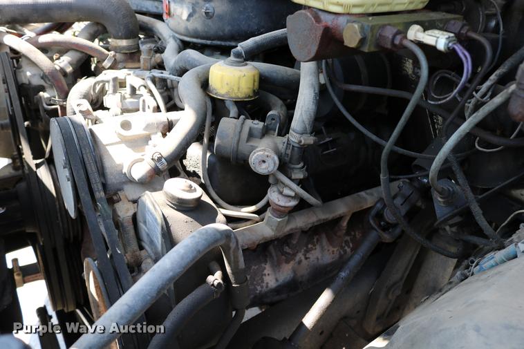 image for item DD0226 1985 Ford F600 bucket truck