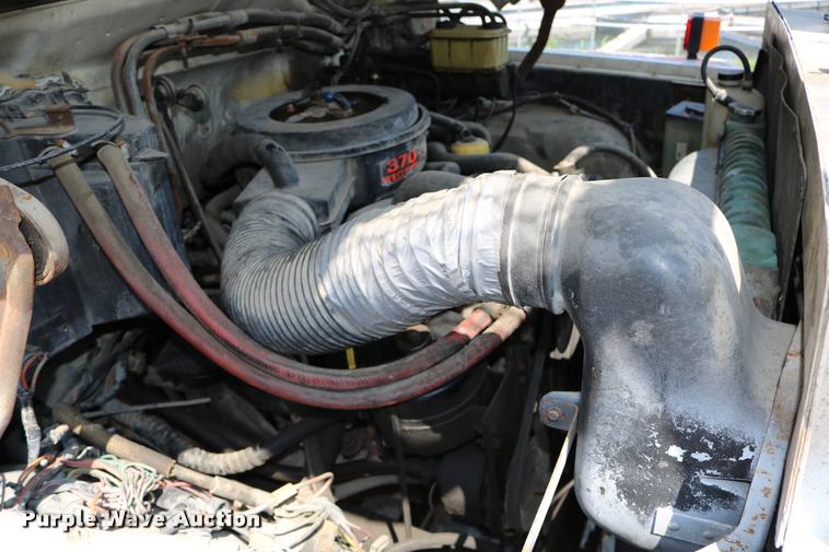 image for item DD0226 1985 Ford F600 bucket truck