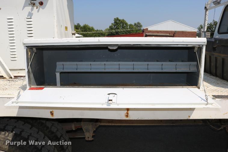 image for item DD0226 1985 Ford F600 bucket truck