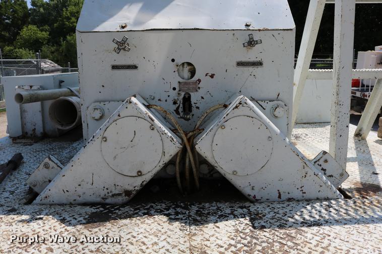 image for item DD0226 1985 Ford F600 bucket truck