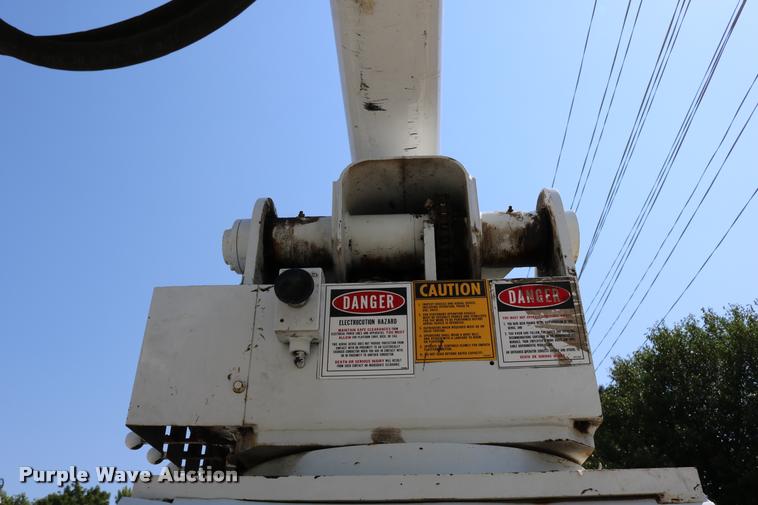 image for item DD0226 1985 Ford F600 bucket truck