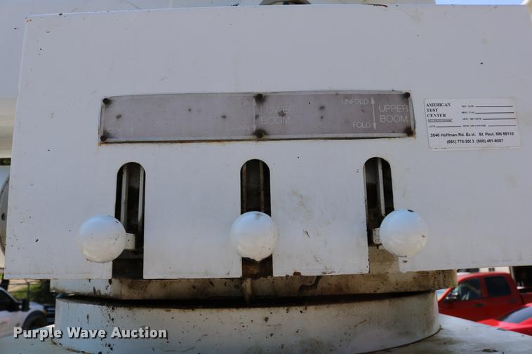 image for item DD0226 1985 Ford F600 bucket truck