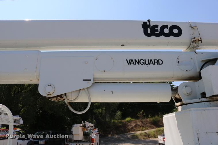 image for item DD0226 1985 Ford F600 bucket truck