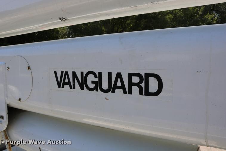 image for item DD0226 1985 Ford F600 bucket truck