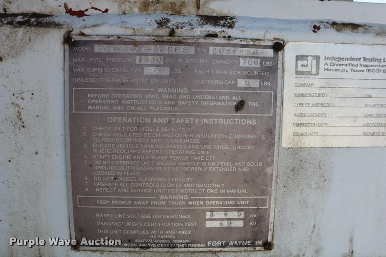 image for item DD0226 1985 Ford F600 bucket truck